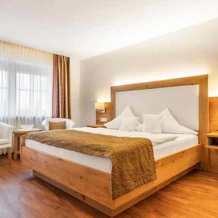 Wander Und Aktiv Hotel Roesslwirt Lam Luaran gambar