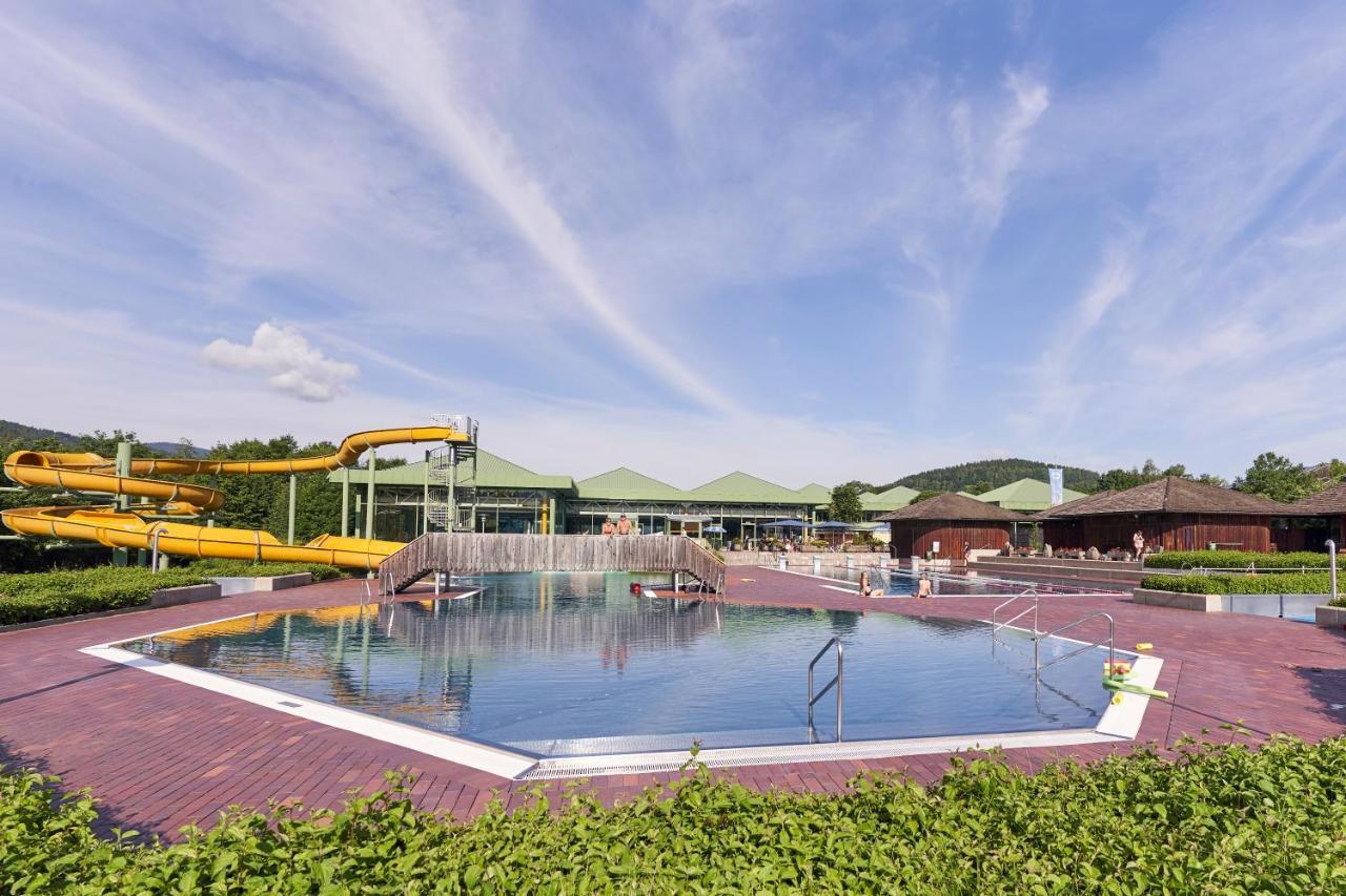 Wander Und Aktiv Hotel Roesslwirt Lam Luaran gambar