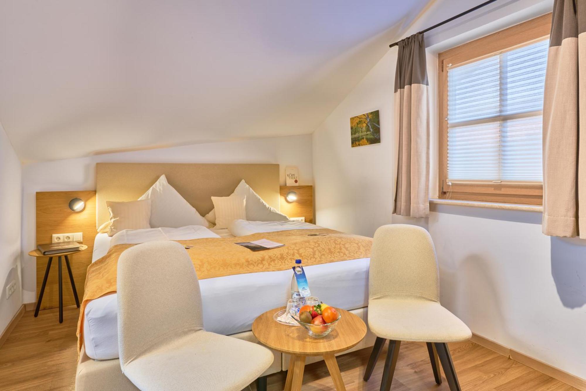 Wander Und Aktiv Hotel Roesslwirt Lam Luaran gambar